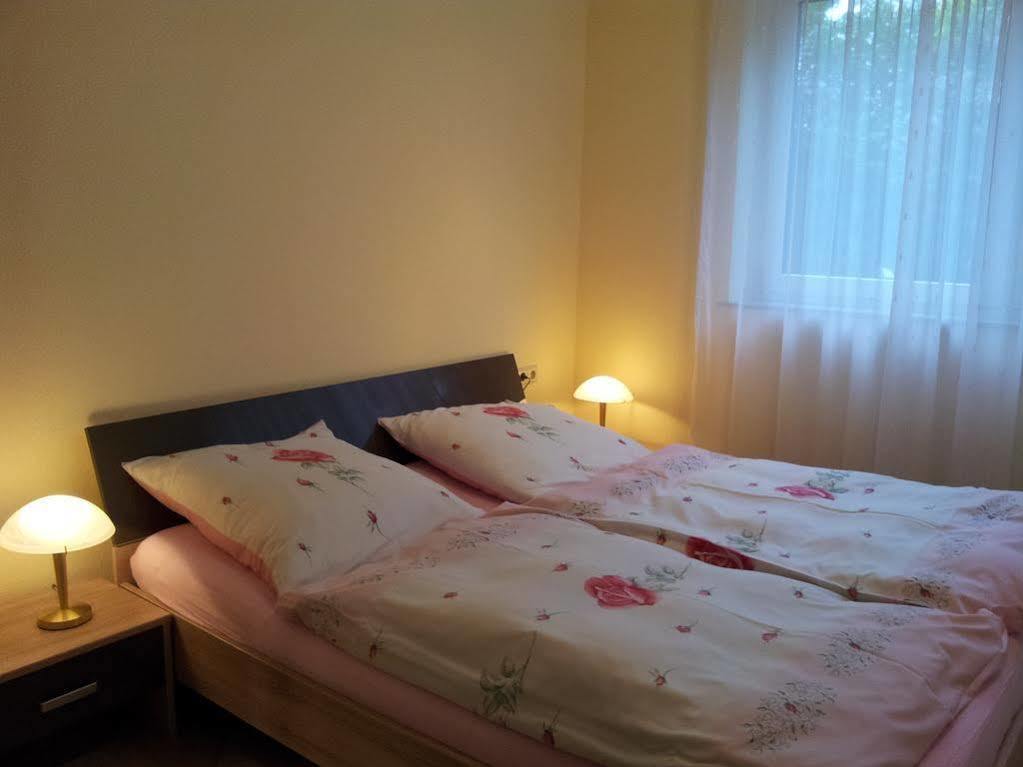 Gardenview & Bei Bad Kissingen Апартаменты Нюдлинген